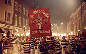  Cliffe Bonfire Society's Smugglers 2000   Photo: Pete Varnham  